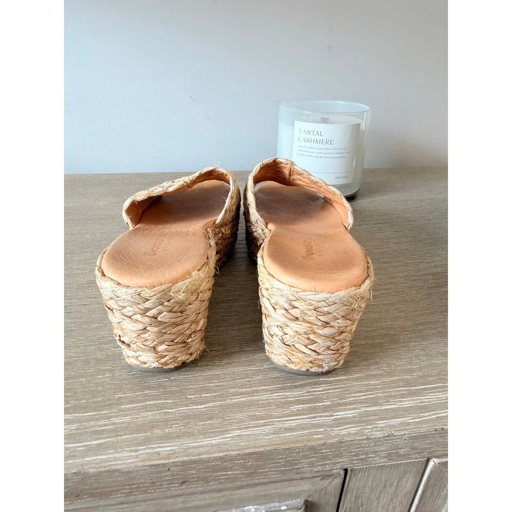 Chocolat Blu Yuma Platform Wedge Sandals Womens Natural Tan Size 6.5